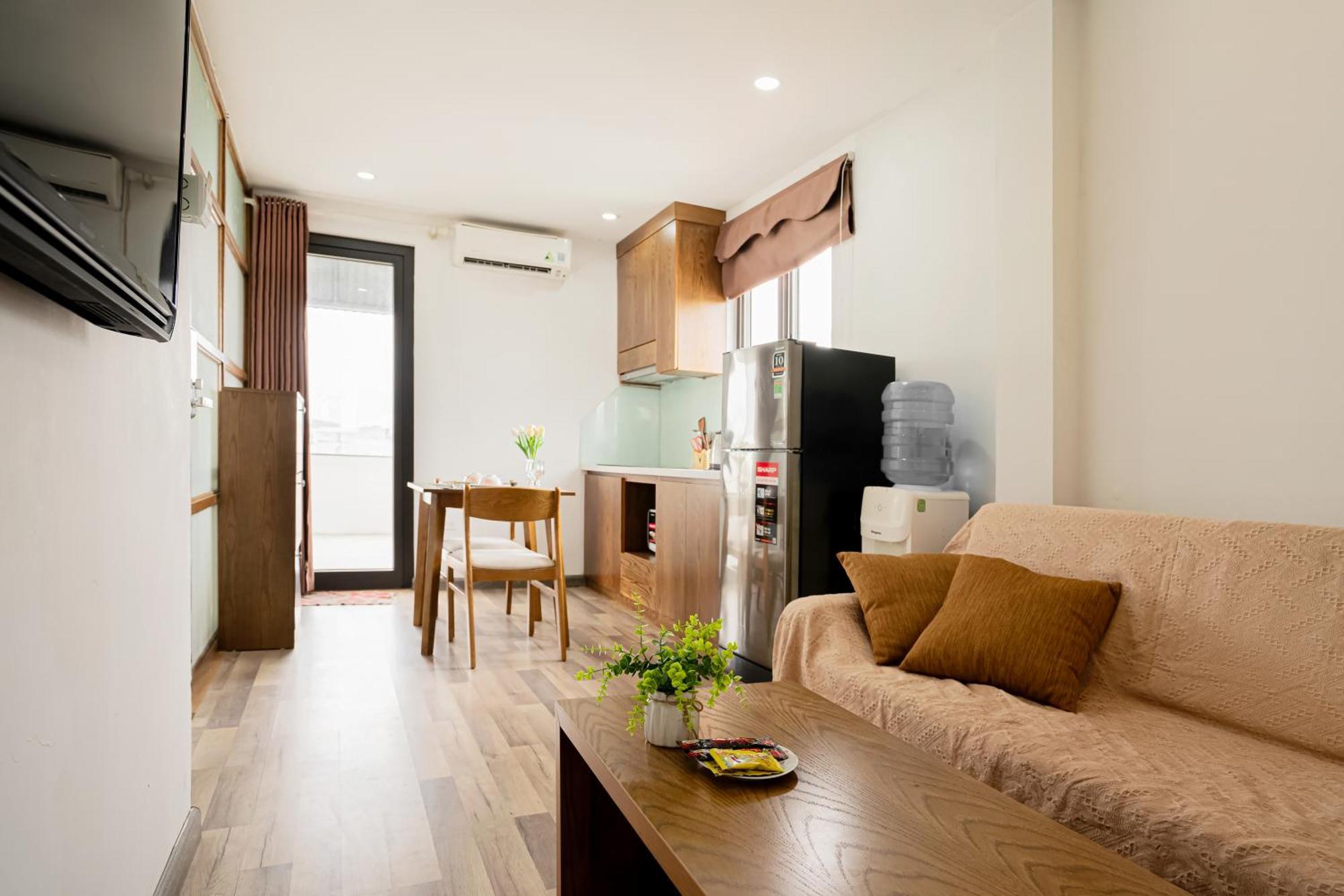 22Housing Hotel & Residence 60 Linh Lang Hanoi Esterno foto