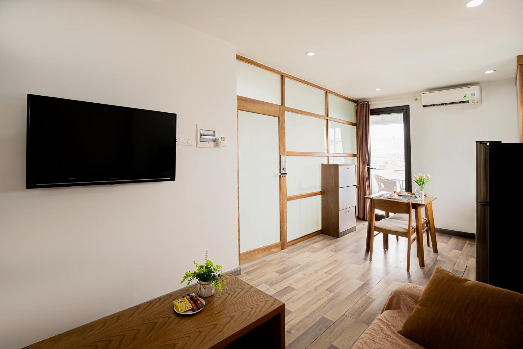 22Housing Hotel & Residence 60 Linh Lang Hanoi Esterno foto