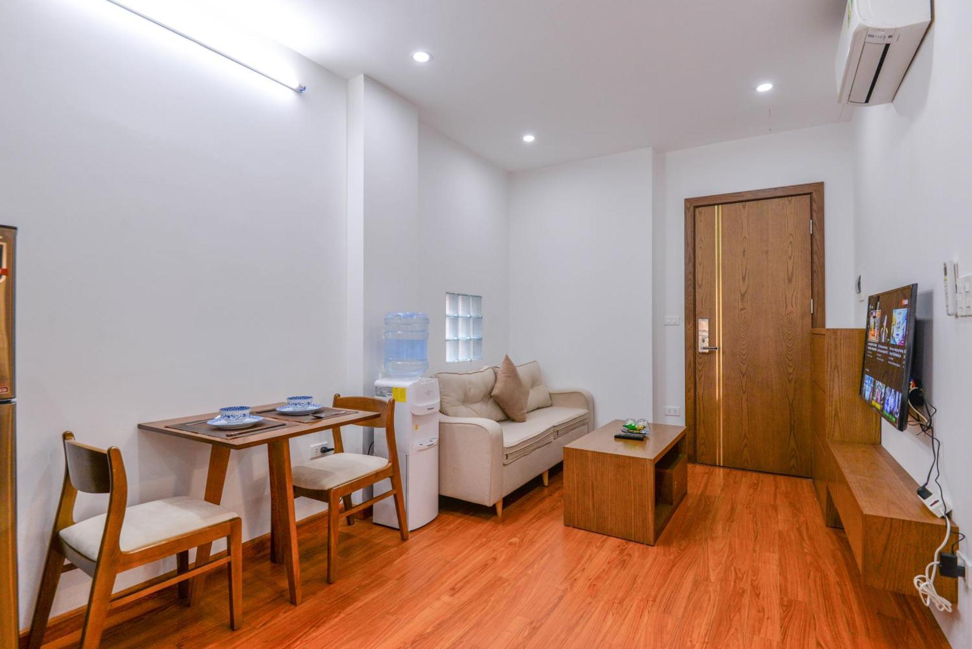 22Housing Hotel & Residence 60 Linh Lang Hanoi Esterno foto